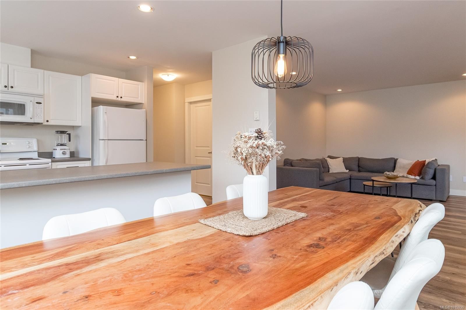 









5996


Rockridge

Rd,
Duncan,




BC
V9L 6X3

