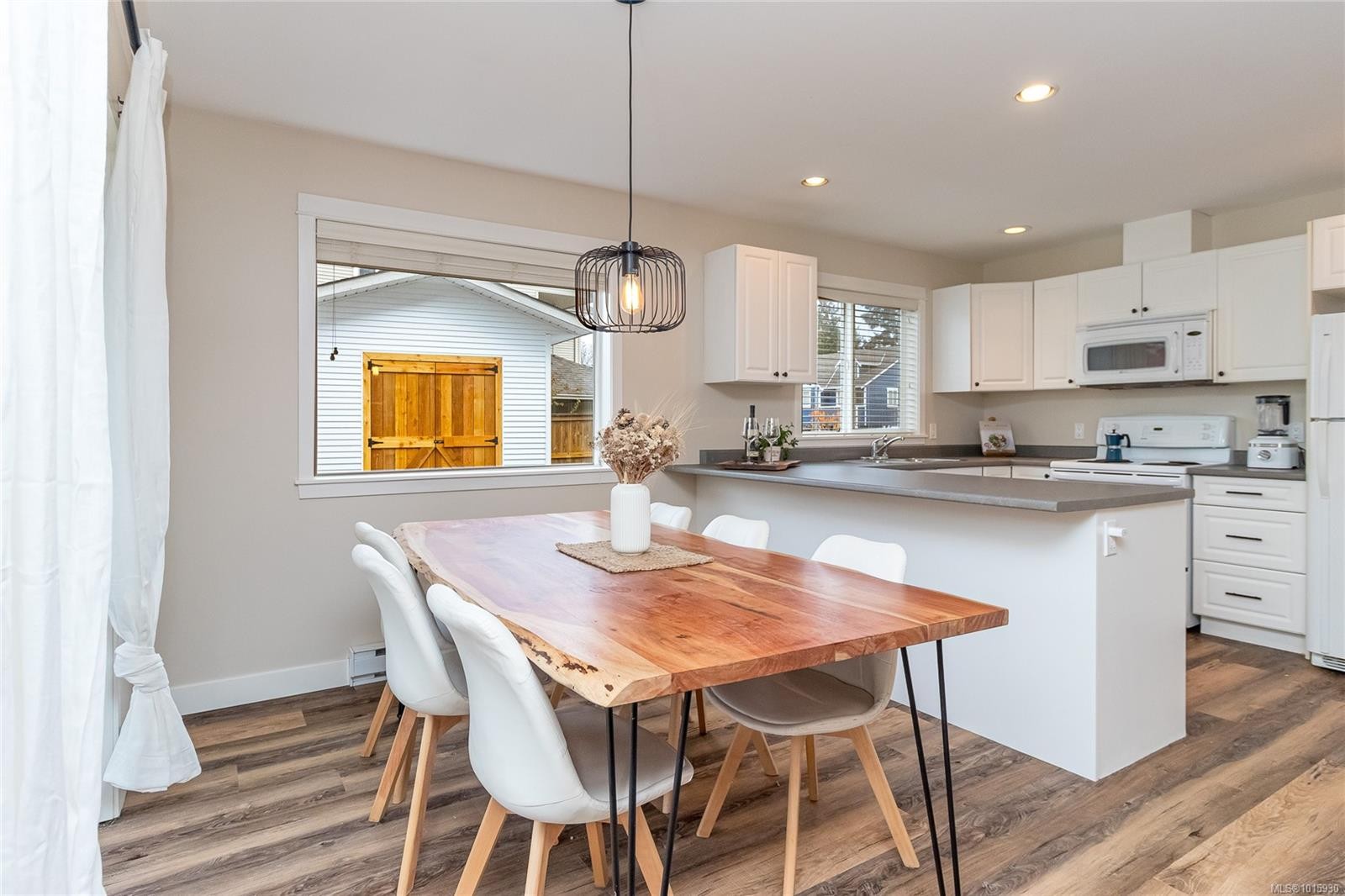 









5996


Rockridge

Rd,
Duncan,




BC
V9L 6X3

