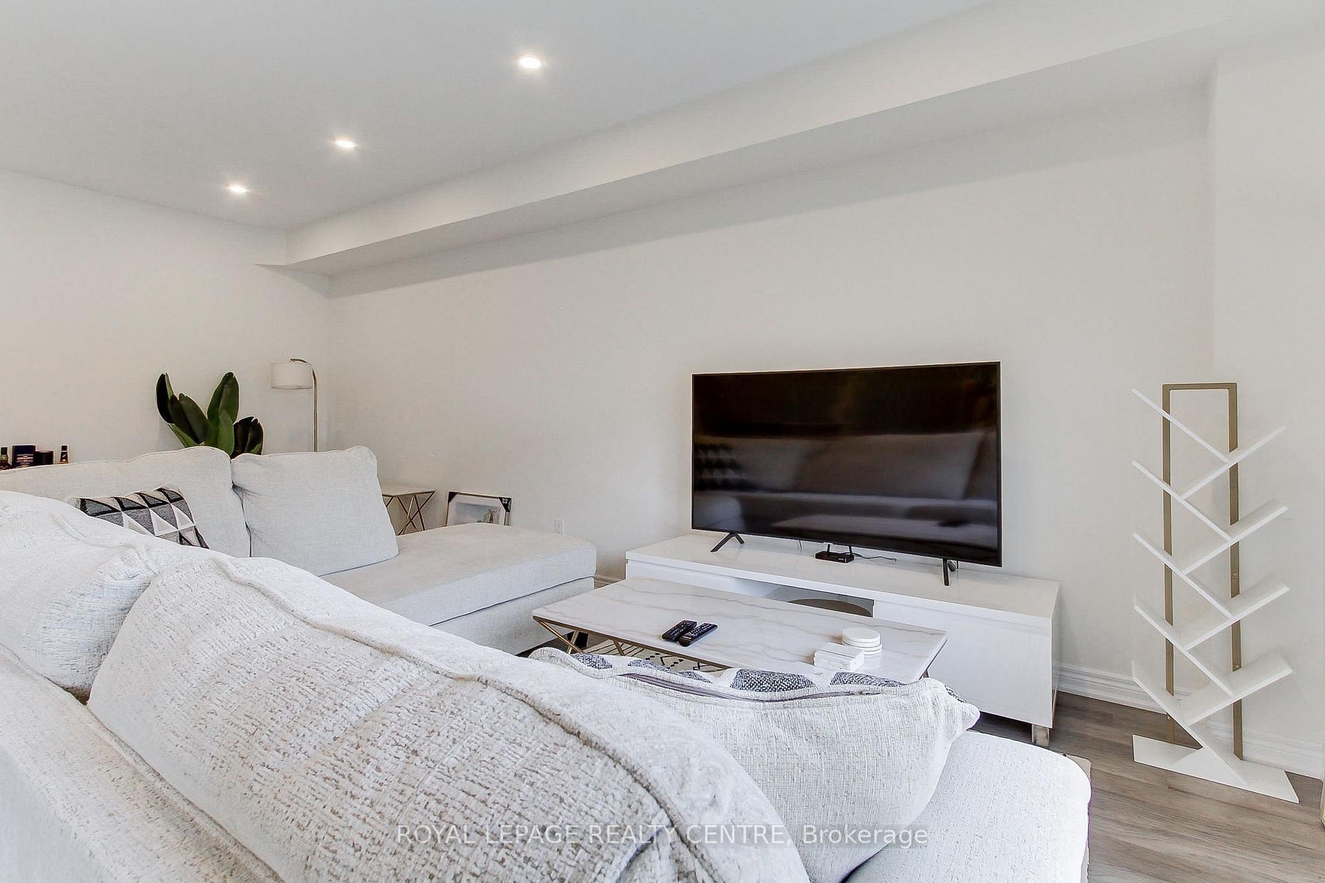 









64


Genoa

Drive,
Hamilton,




ON
L9B 0J8

