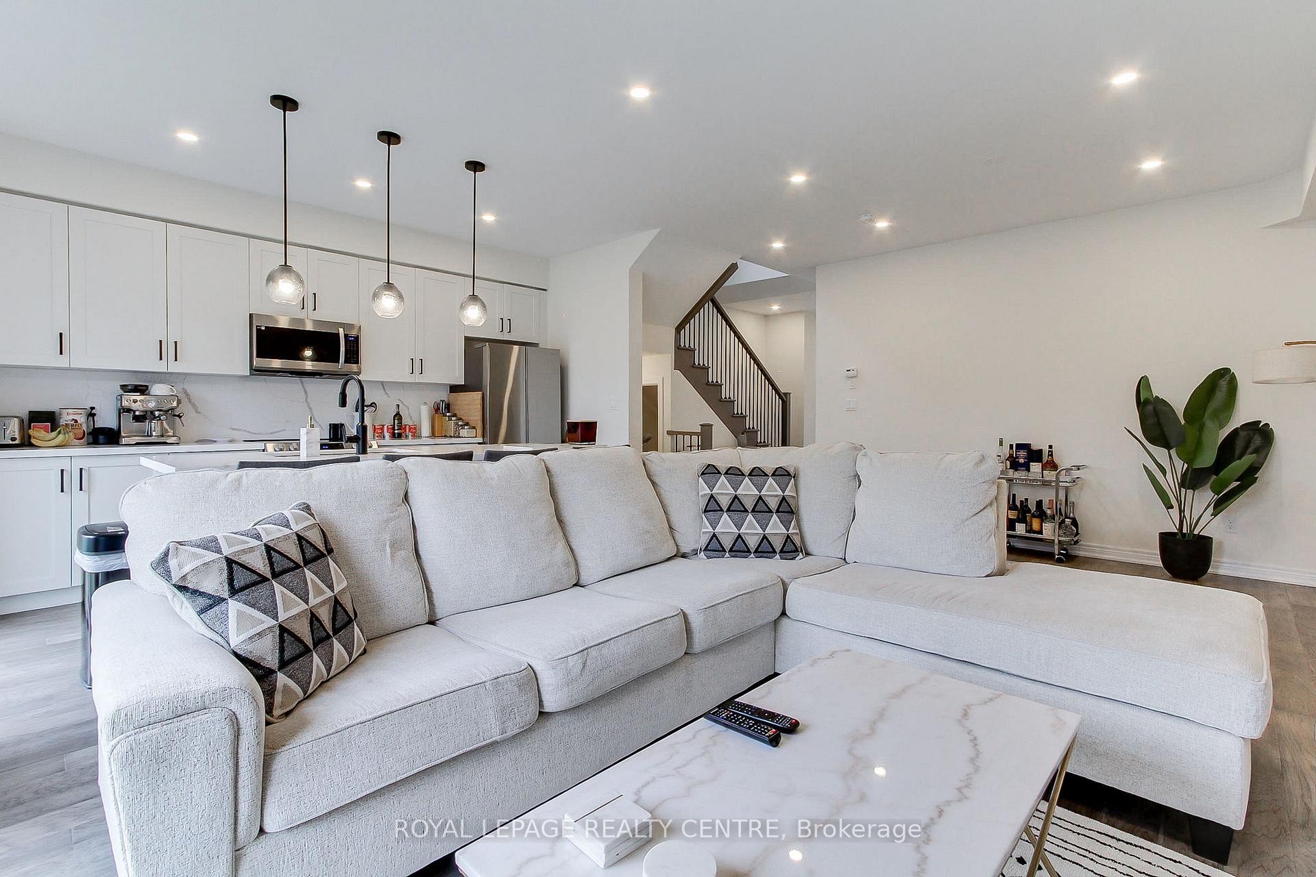 









64


Genoa

Drive,
Hamilton,




ON
L9B 0J8

