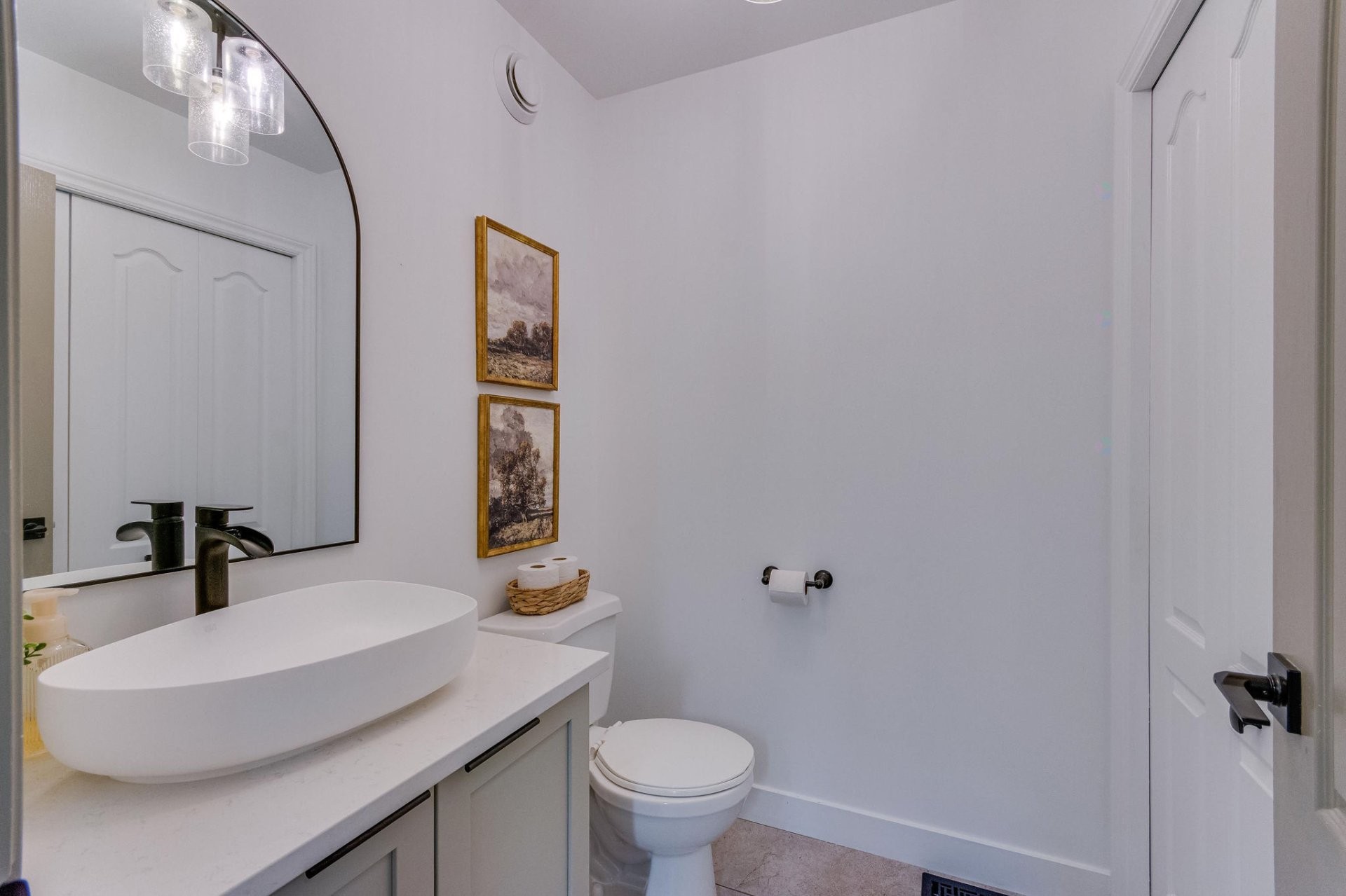 









3


Rue de la Caraque

,
Gatineau (Gatineau),




QC
J8P0E7

