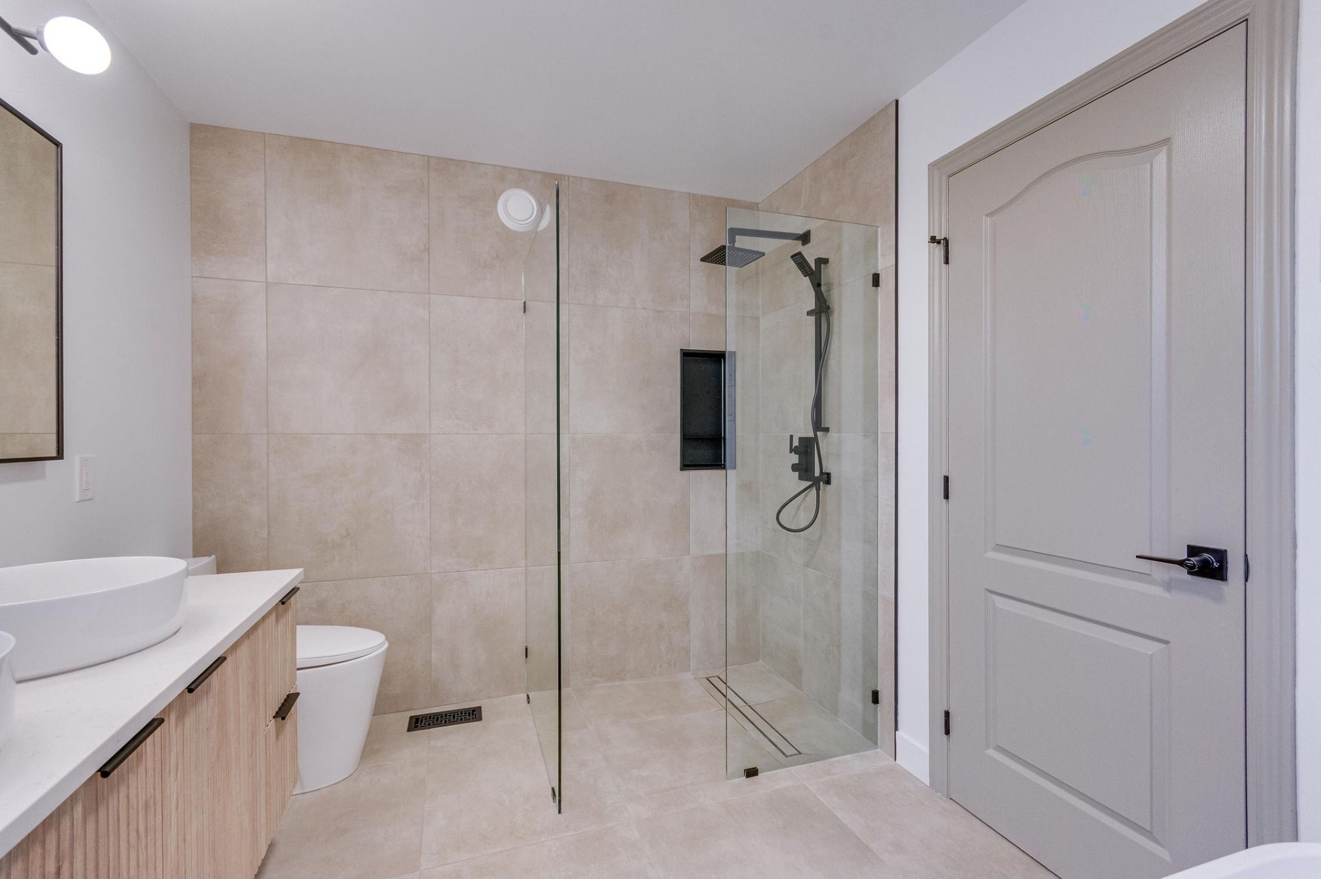 









3


Rue de la Caraque

,
Gatineau (Gatineau),




QC
J8P0E7

