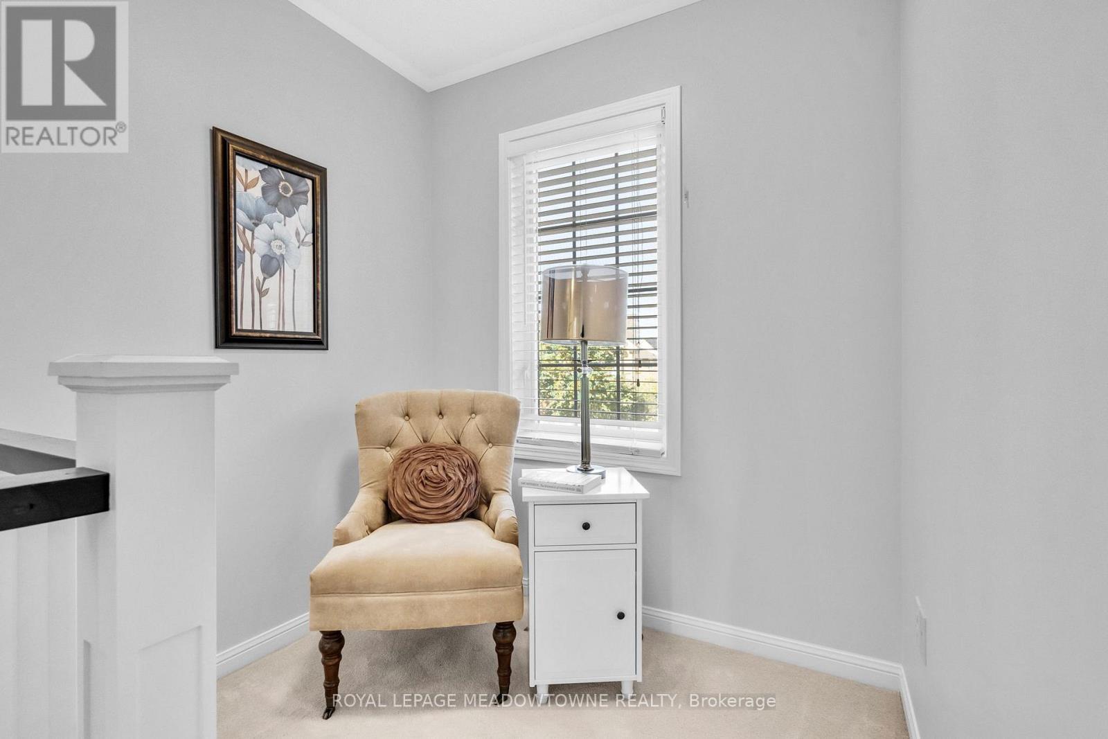 












583 CAVERHILL CRESCENT

,
Milton,




Ontario
L9T5K5

