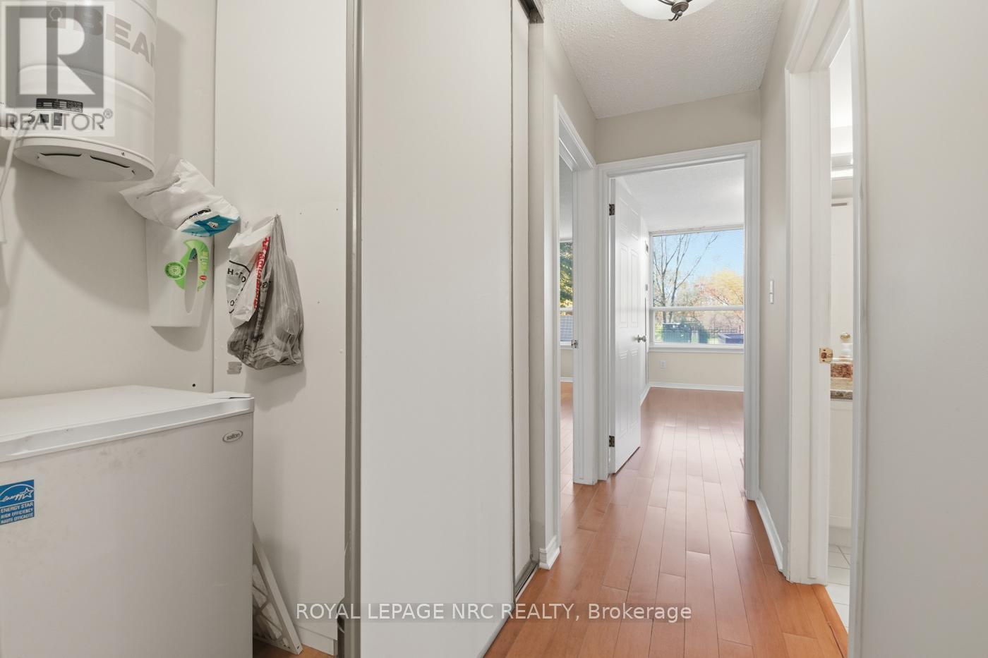 












102 - 3 TOWERING HEIGHTS BOULEVARD

,
St. Catharines (Glendale/Glenridge),




Ontario
L2T4A4

