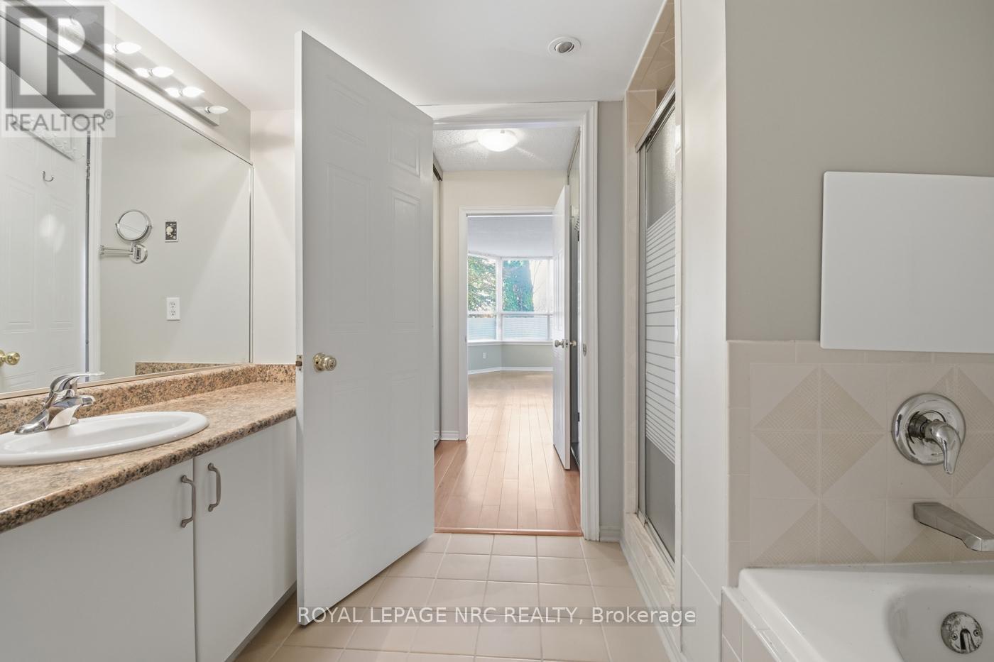 












102 - 3 TOWERING HEIGHTS BOULEVARD

,
St. Catharines (Glendale/Glenridge),




Ontario
L2T4A4

