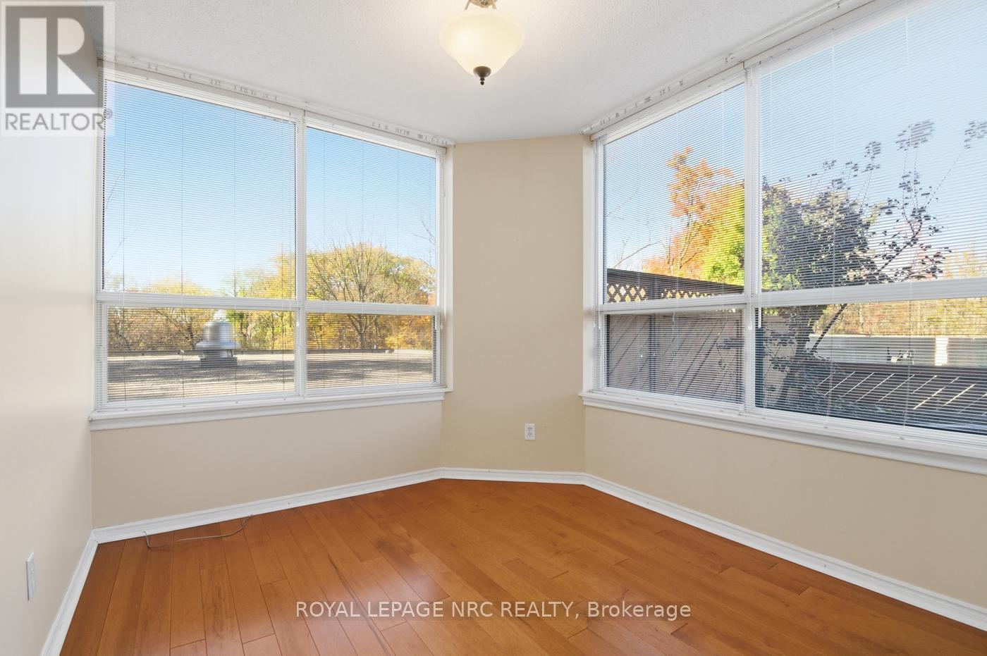 












102 - 3 TOWERING HEIGHTS BOULEVARD

,
St. Catharines (Glendale/Glenridge),




Ontario
L2T4A4

