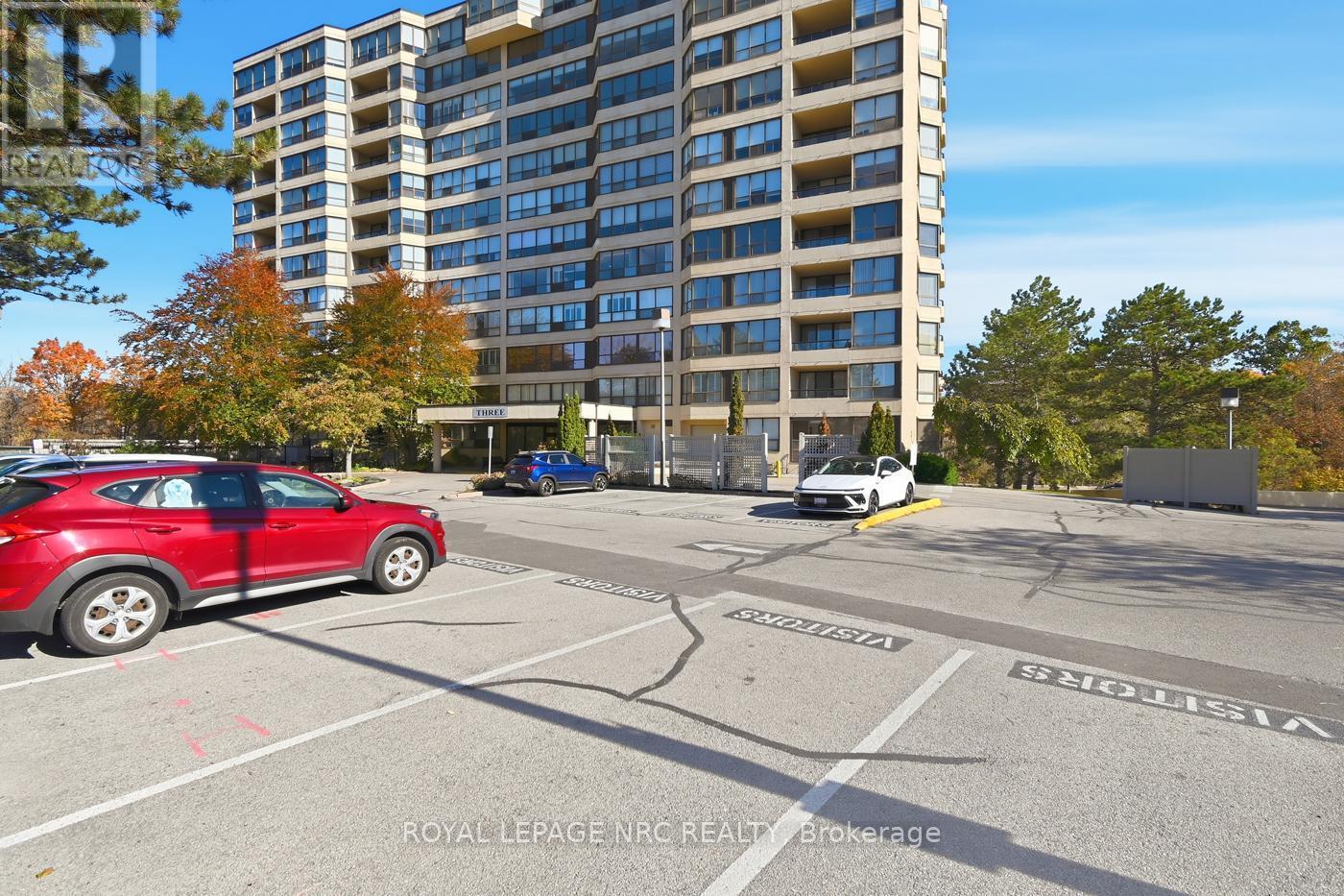 












102 - 3 TOWERING HEIGHTS BOULEVARD

,
St. Catharines (Glendale/Glenridge),




Ontario
L2T4A4

