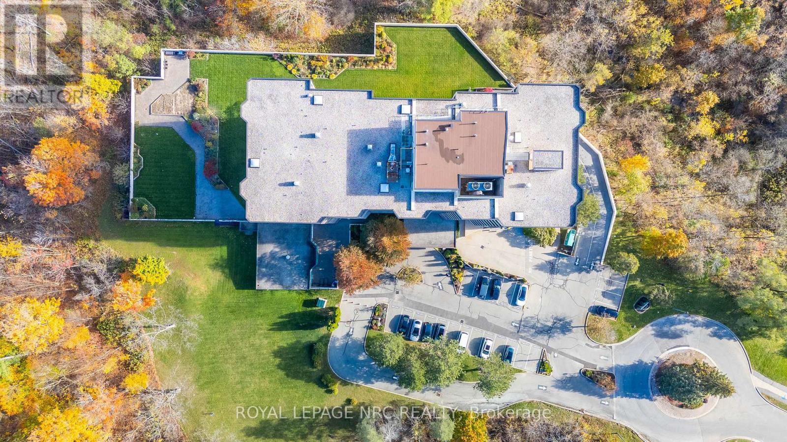 












102 - 3 TOWERING HEIGHTS BOULEVARD

,
St. Catharines (Glendale/Glenridge),




Ontario
L2T4A4

