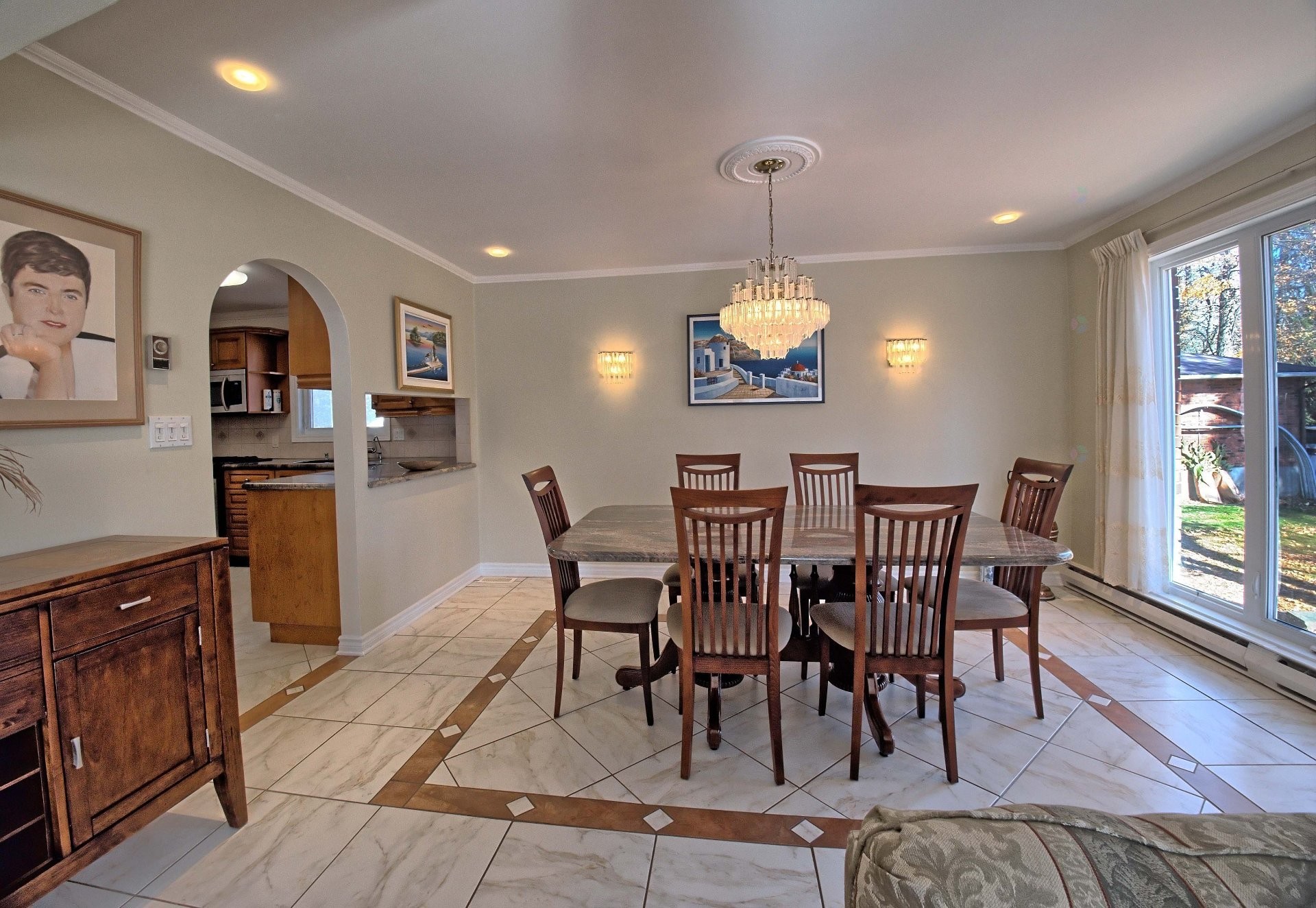 









28


Rue de Port-Royal

,
Gatineau (Aylmer),




QC
J9J1C8

