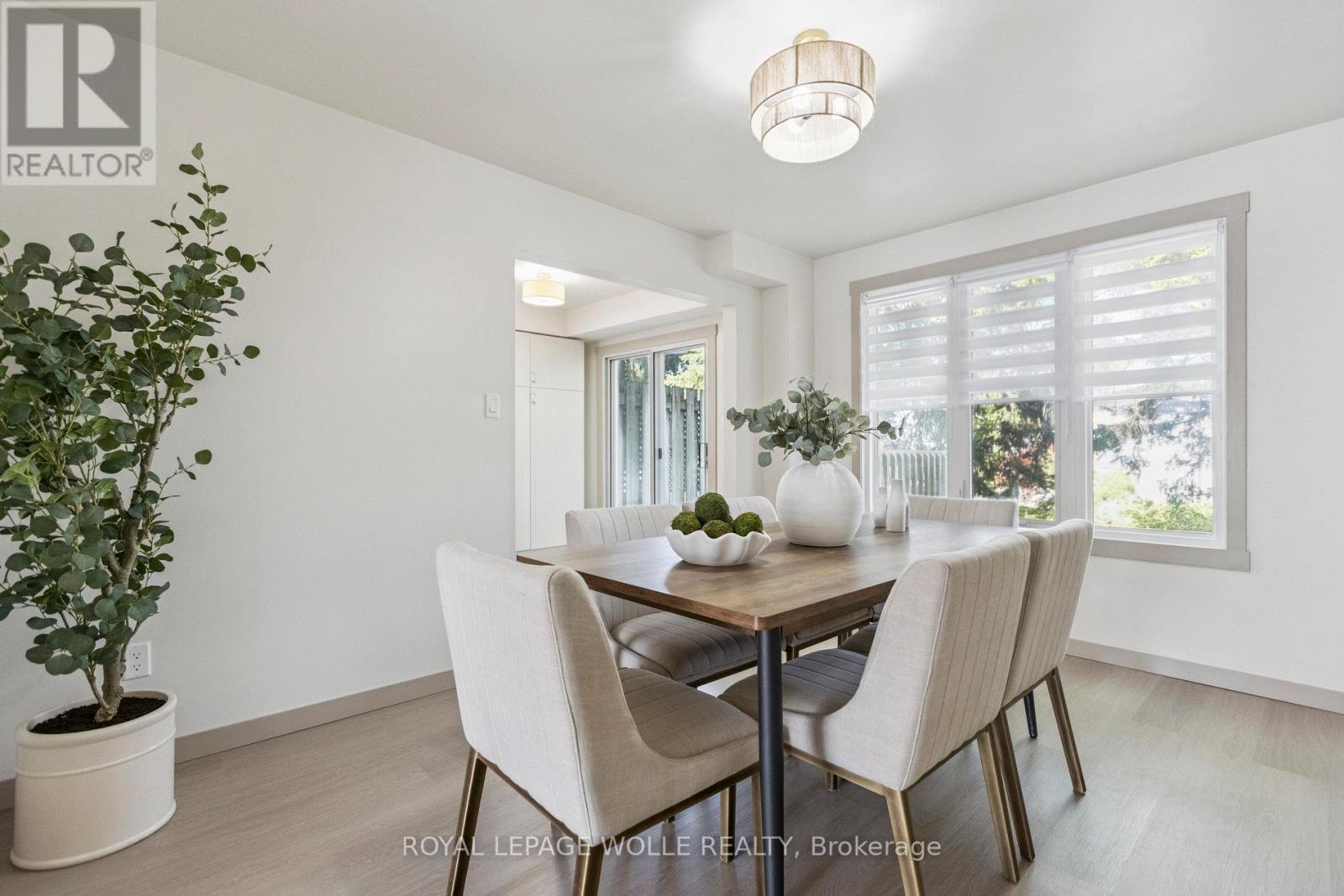 












27 - 89 WOOLWICH STREET

,
Waterloo,




Ontario
N2K1S5

