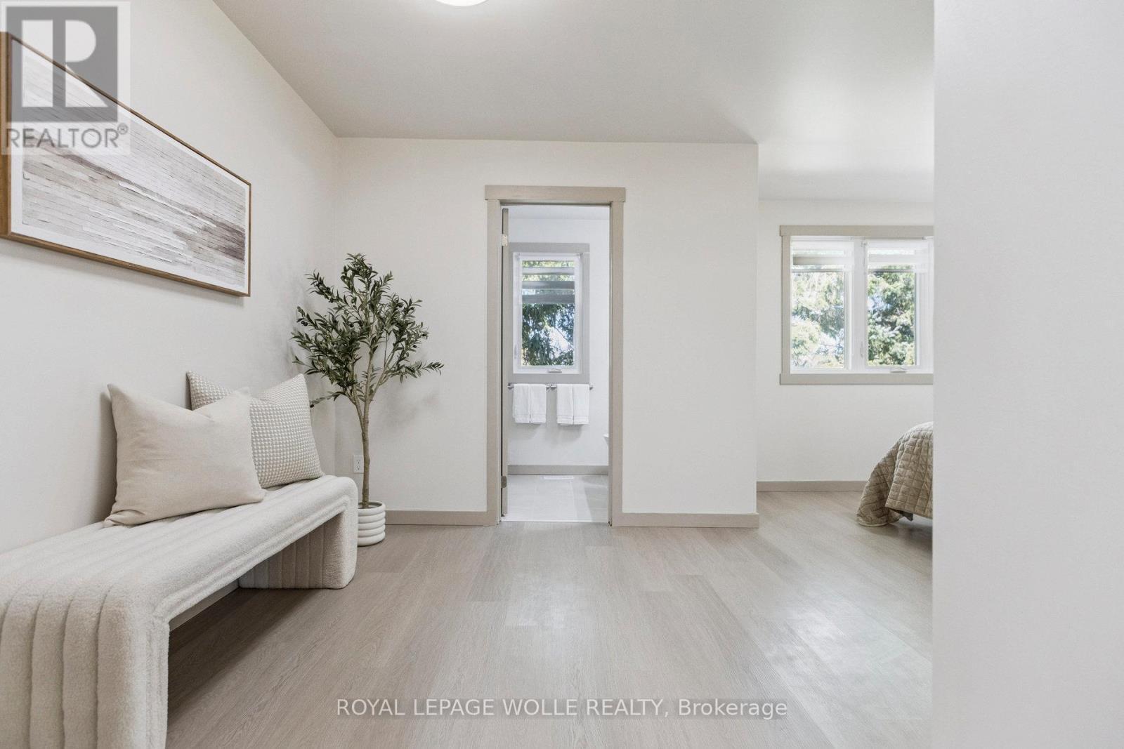 












27 - 89 WOOLWICH STREET

,
Waterloo,




Ontario
N2K1S5

