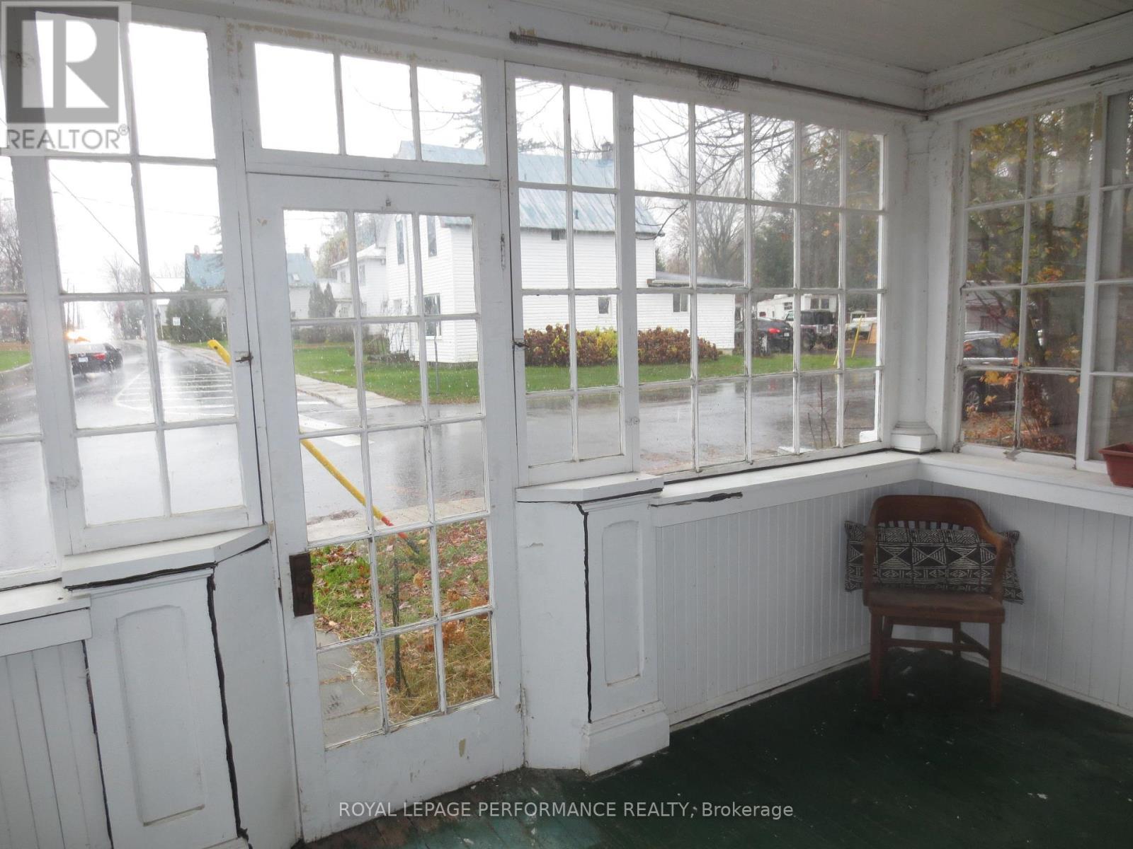 












18491 HUGHIE MUNRO STREET

,
North Glengarry,




Ontario
K0C1B0

