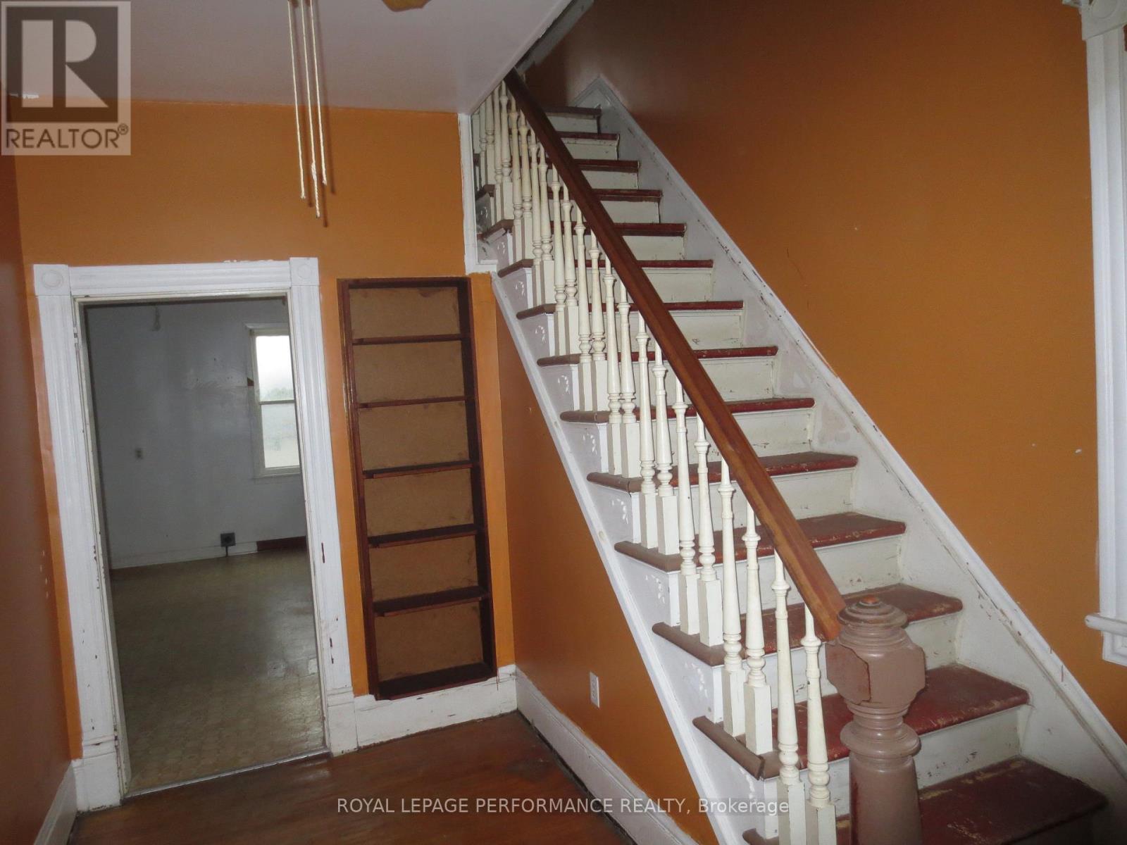 












18491 HUGHIE MUNRO STREET

,
North Glengarry,




Ontario
K0C1B0

