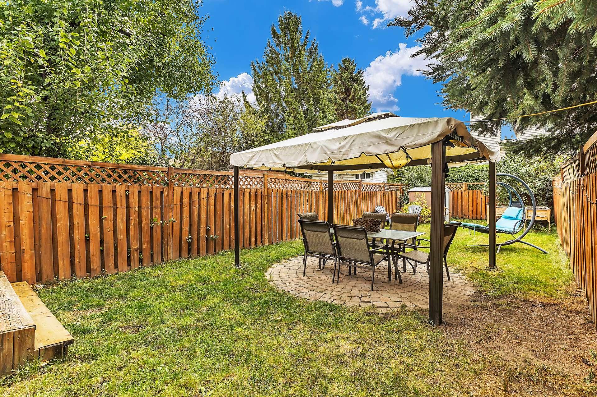 









12


Rue de Pradet

,
Gatineau (Gatineau),




QC
J8T8B9

