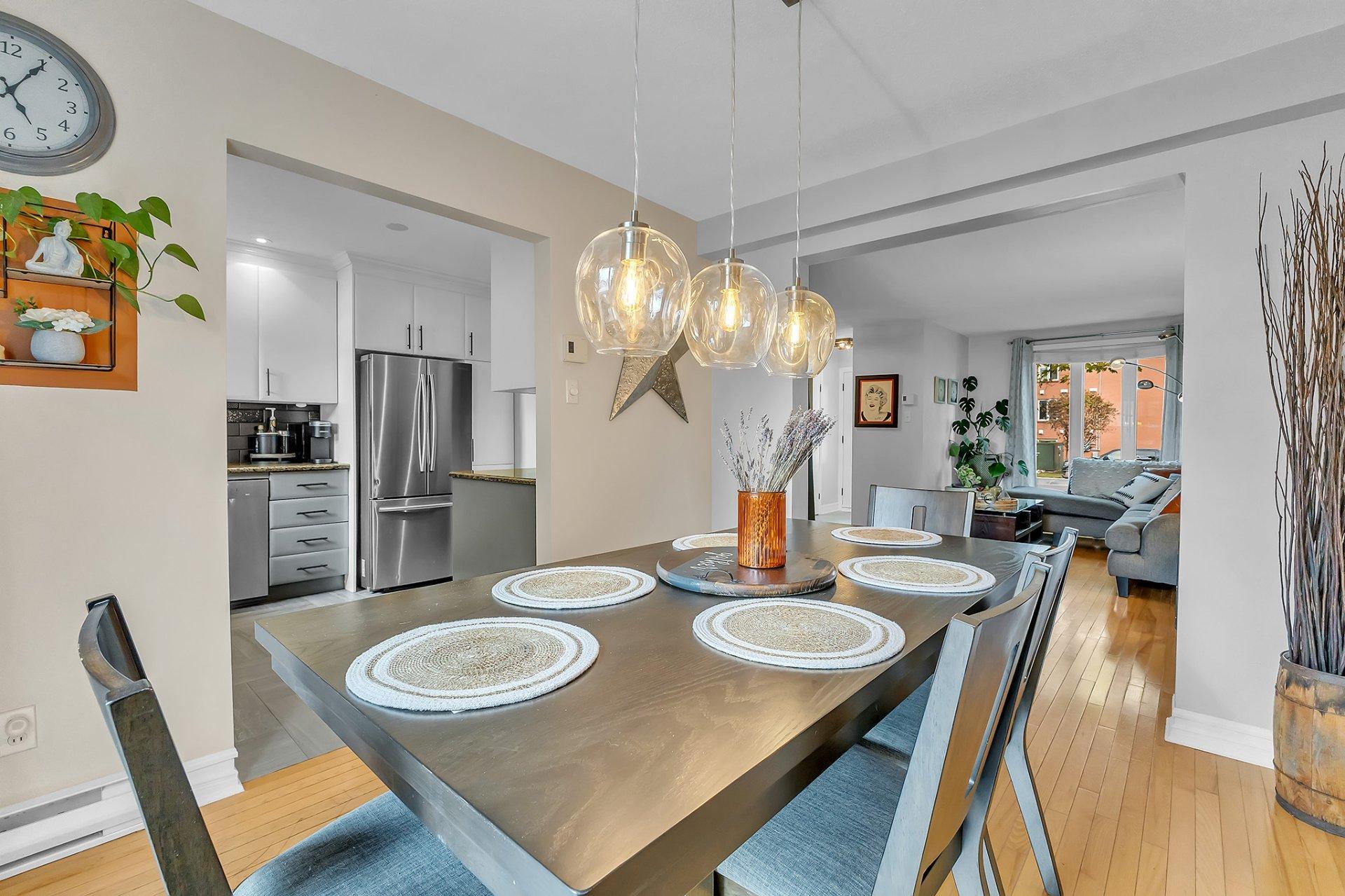 









12


Rue de Pradet

,
Gatineau (Gatineau),




QC
J8T8B9

