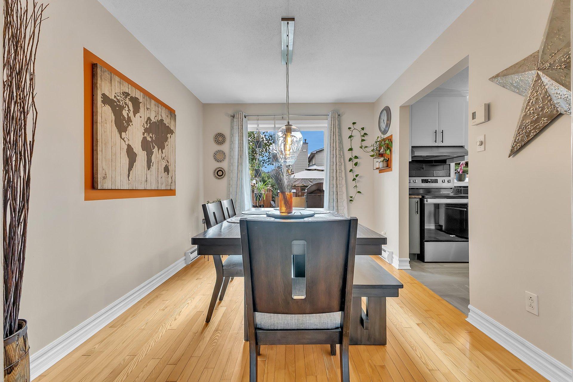 









12


Rue de Pradet

,
Gatineau (Gatineau),




QC
J8T8B9

