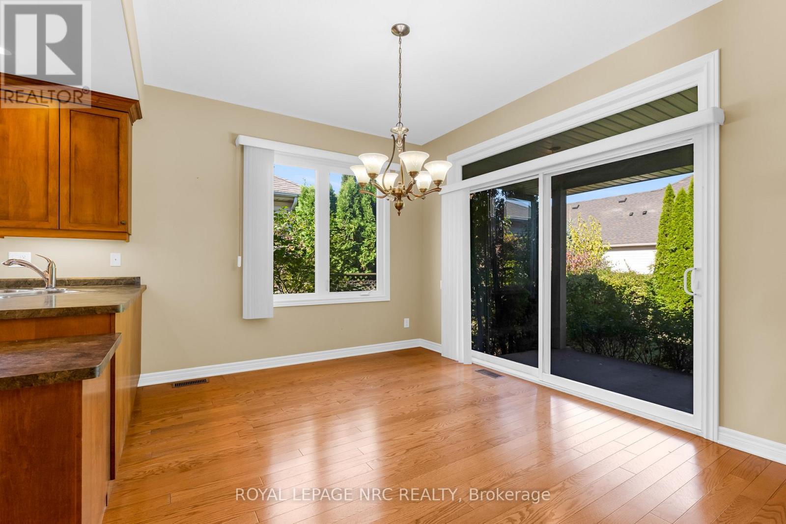 












157 LORETTA DRIVE

,
Niagara-on-the-Lake (Virgil),




Ontario
L0S1T0

