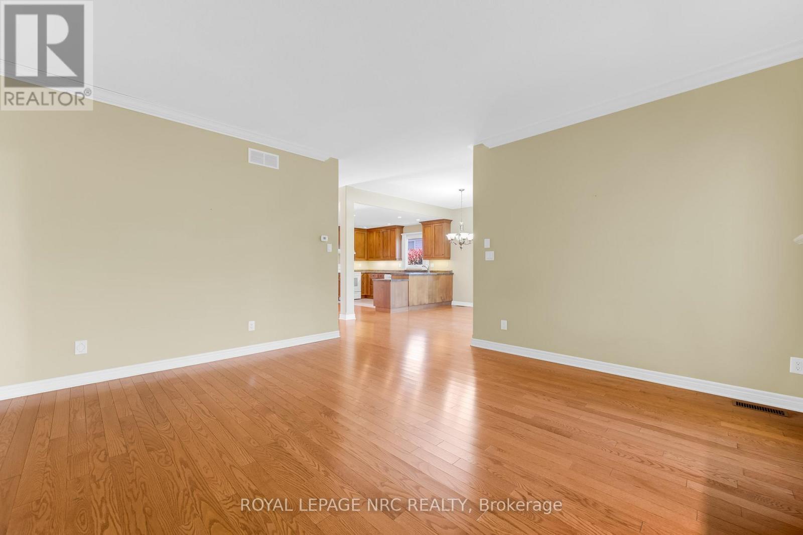 












157 LORETTA DRIVE

,
Niagara-on-the-Lake (Virgil),




Ontario
L0S1T0

