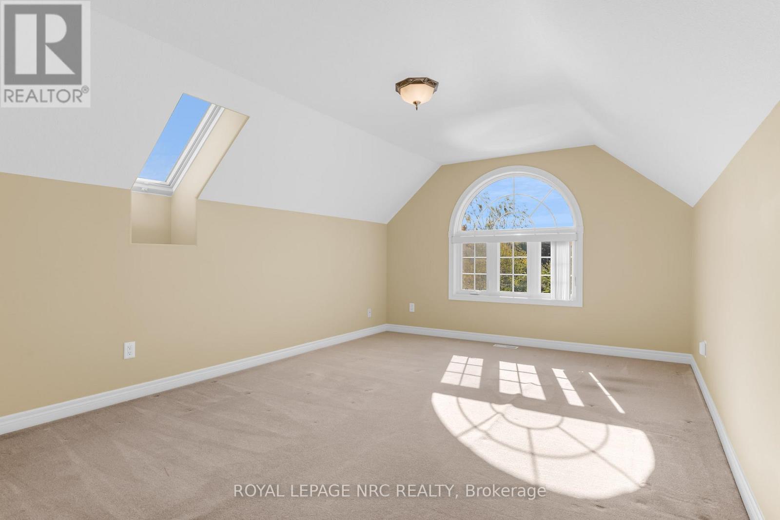 












157 LORETTA DRIVE

,
Niagara-on-the-Lake (Virgil),




Ontario
L0S1T0

