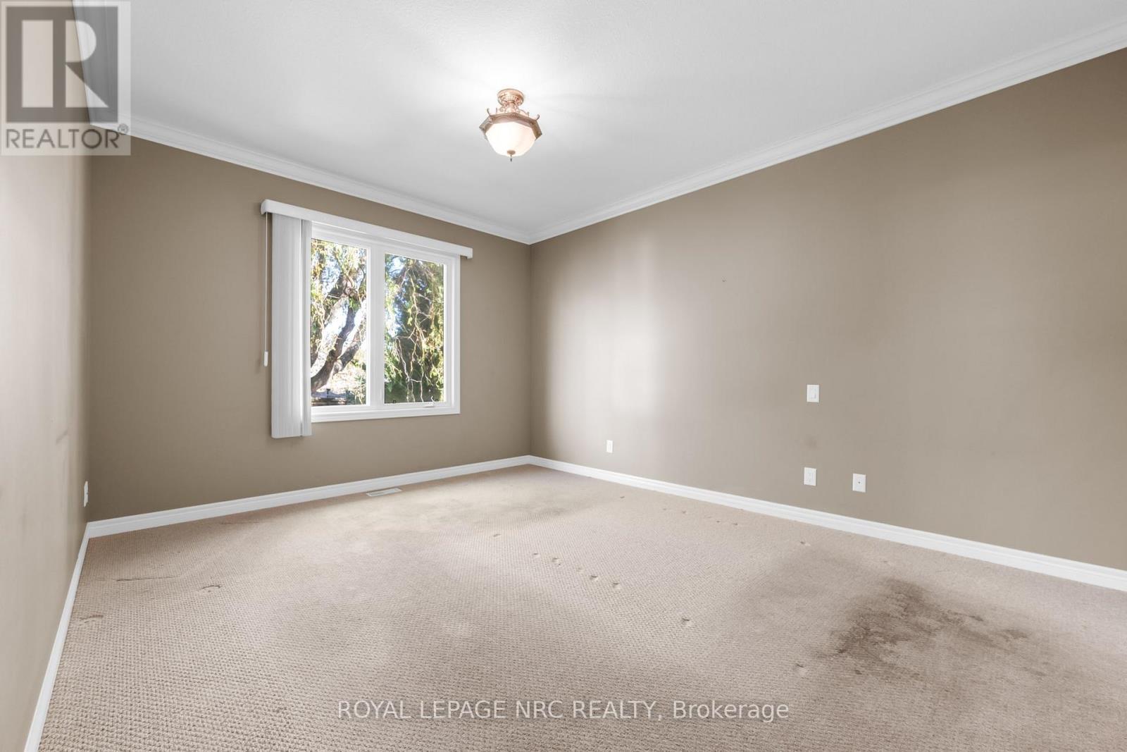 












157 LORETTA DRIVE

,
Niagara-on-the-Lake (Virgil),




Ontario
L0S1T0

