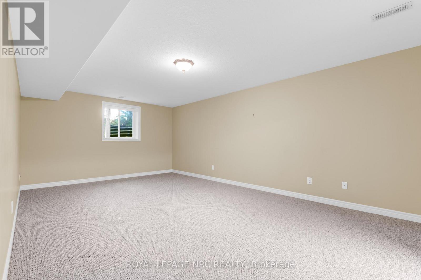 












157 LORETTA DRIVE

,
Niagara-on-the-Lake (Virgil),




Ontario
L0S1T0

