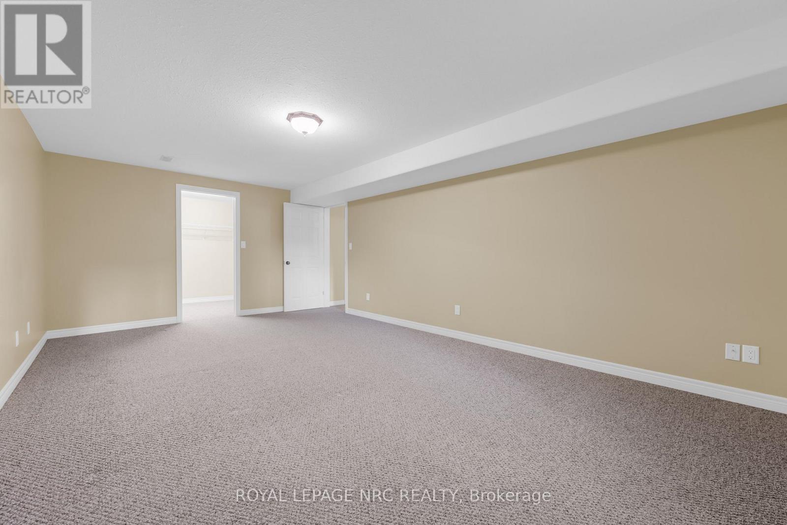 












157 LORETTA DRIVE

,
Niagara-on-the-Lake (Virgil),




Ontario
L0S1T0

