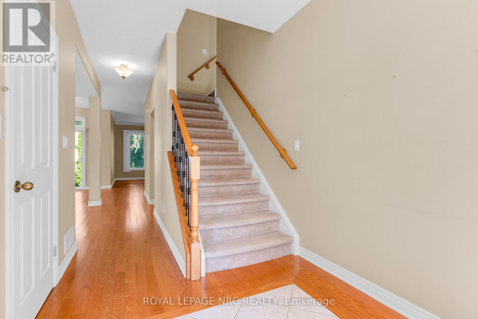 












157 LORETTA DRIVE

,
Niagara-on-the-Lake (Virgil),




Ontario
L0S1T0

