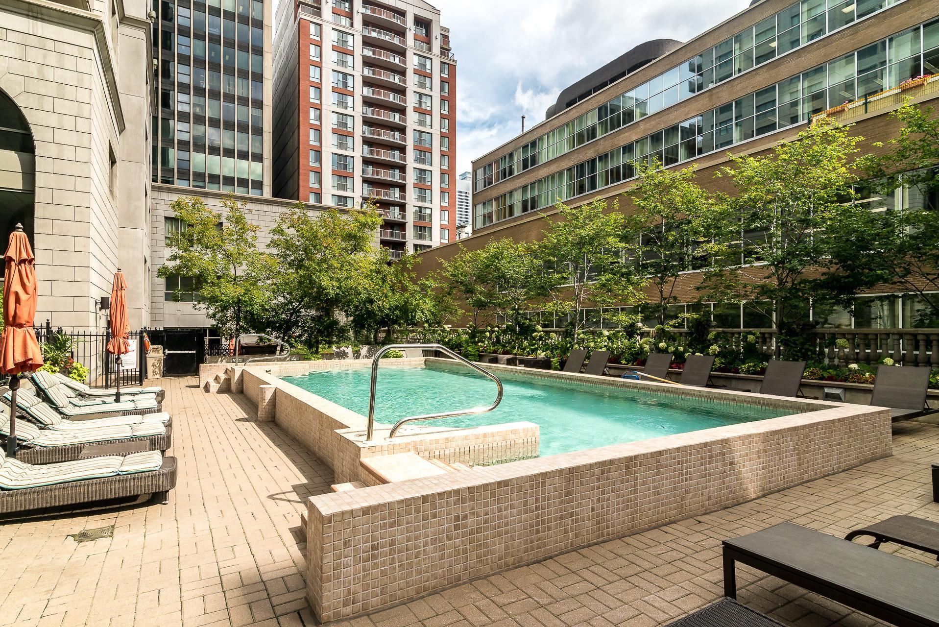 









1200


Boul. De Maisonneuve O.

, 24D,
Montréal (Ville-Marie),




QC
H3A0A1

