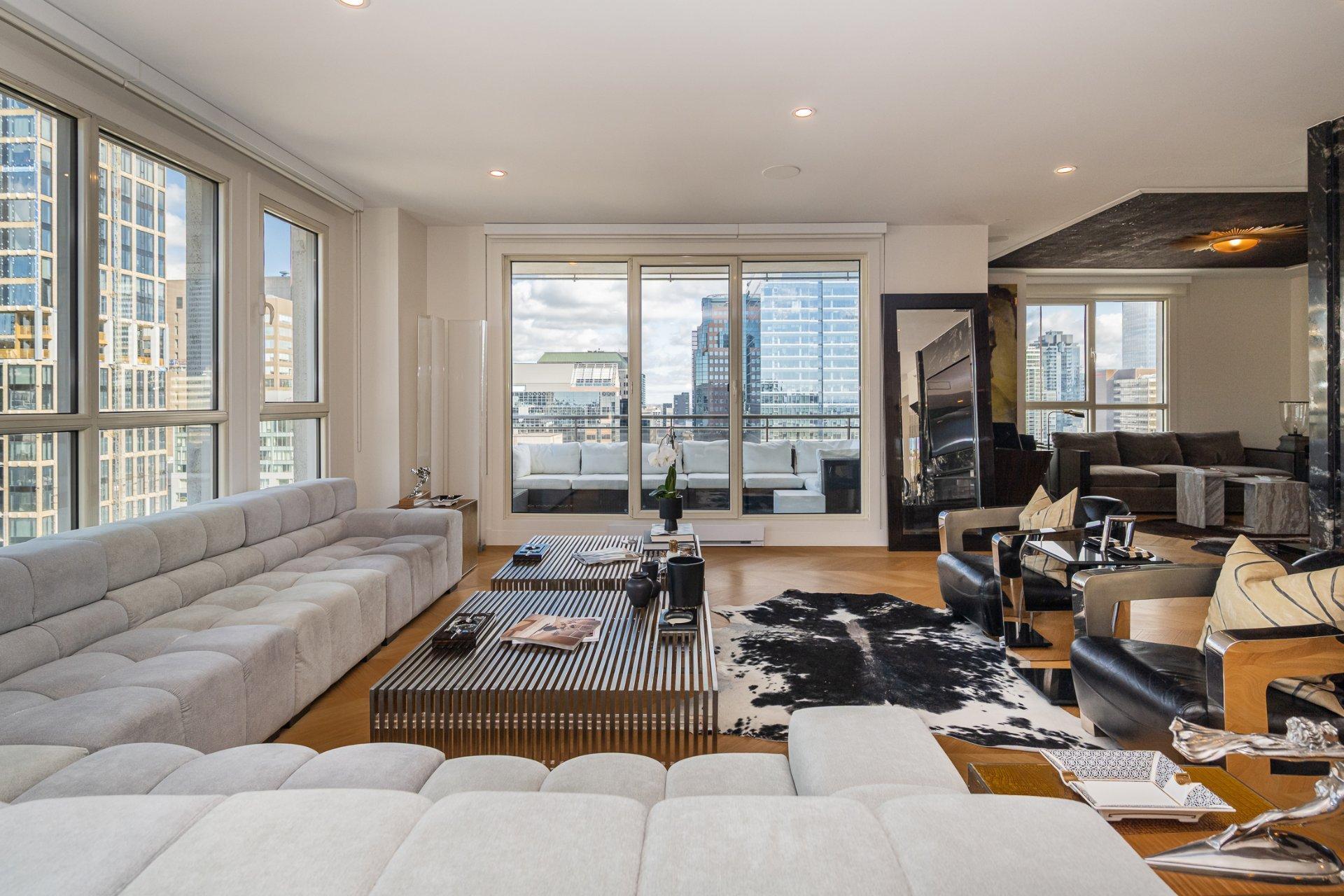 









1200


Boul. De Maisonneuve O.

, 24D,
Montréal (Ville-Marie),




QC
H3A0A1

