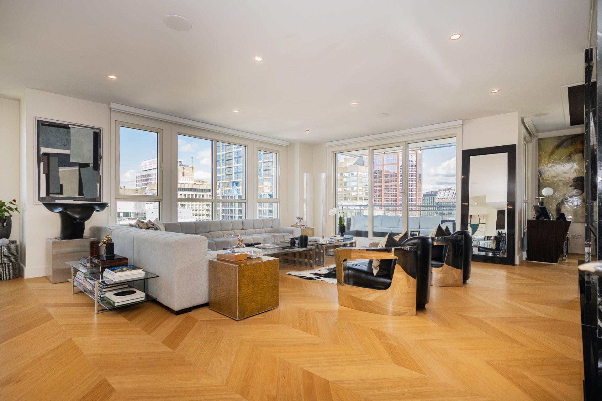 









1200


Boul. De Maisonneuve O.

, 24D,
Montréal (Ville-Marie),




QC
H3A0A1

