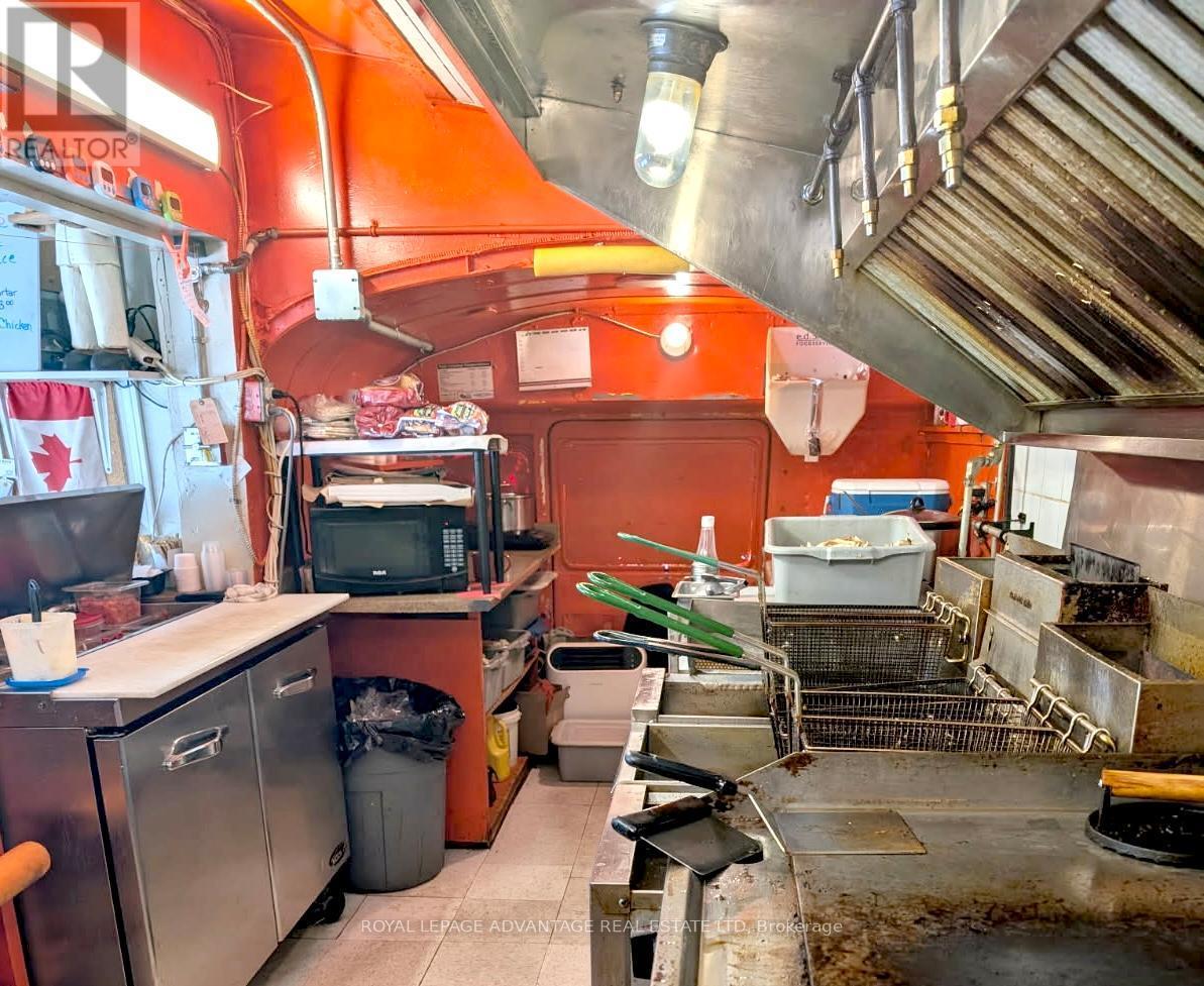 












156 LOMBARD STREET

,
Smiths Falls,




Ontario
K7A0B5

