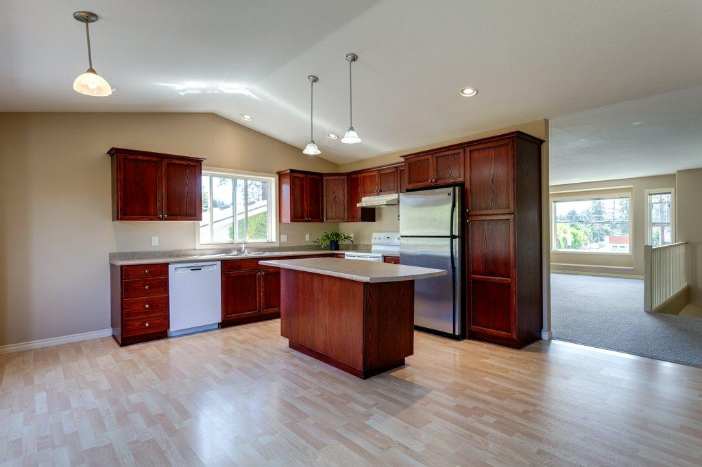 









4541


Gordon

Drive,
Kelowna,




BC
V1W 1T3

