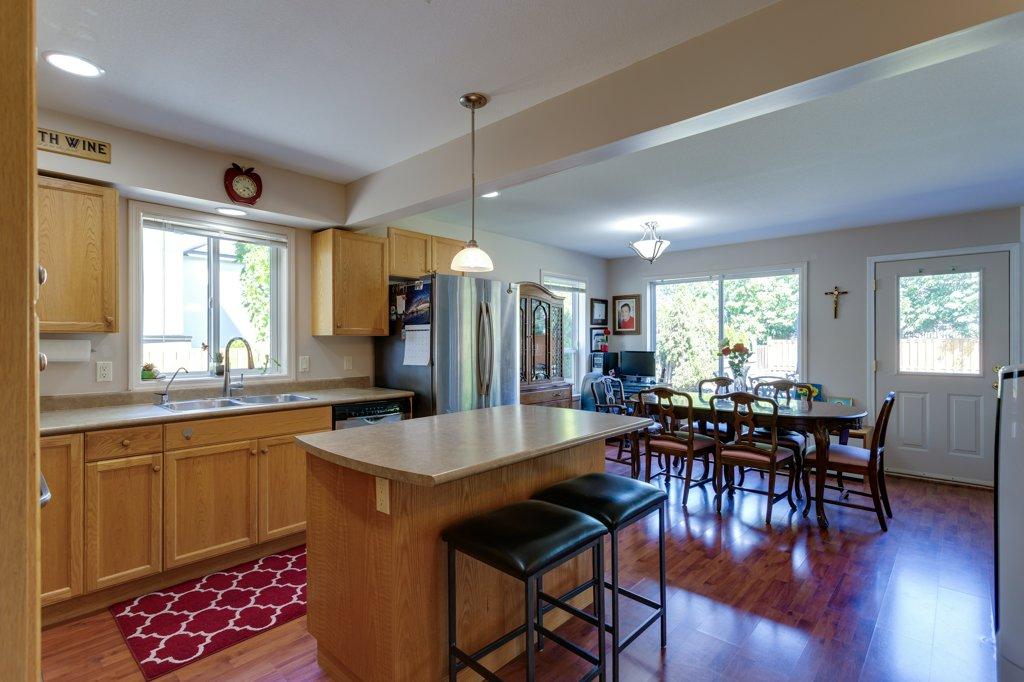 









4541


Gordon

Drive,
Kelowna,




BC
V1W 1T3

