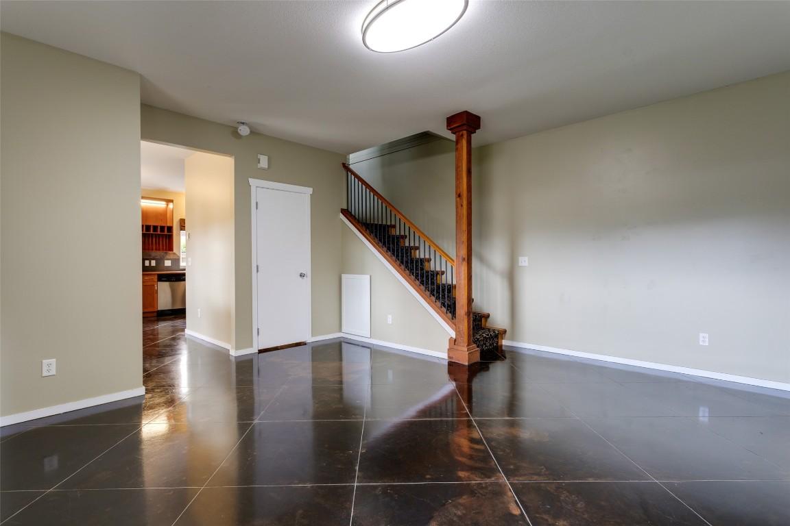 









860


Glenwood

Avenue,
Kelowna,




BC
V1Y 5M5

