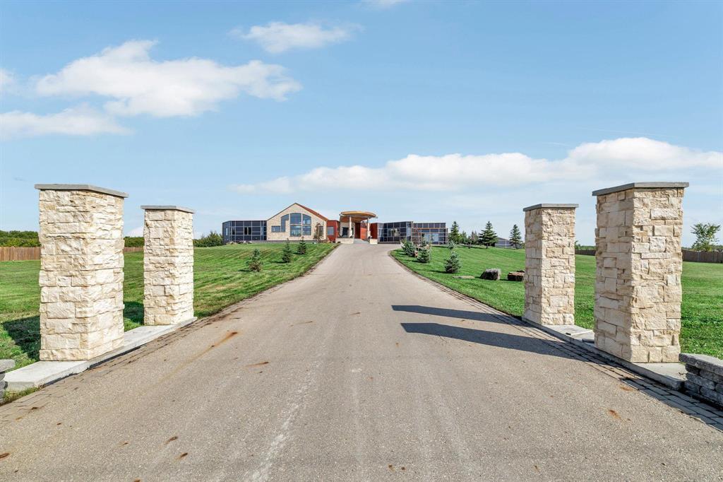 












1421 Loudoun Road

,
Winnipeg,




Manitoba
R3S1A3

