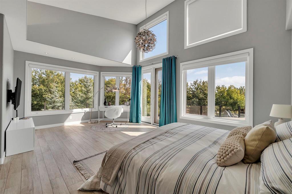 












1421 Loudoun Road

,
Winnipeg,




Manitoba
R3S1A3

