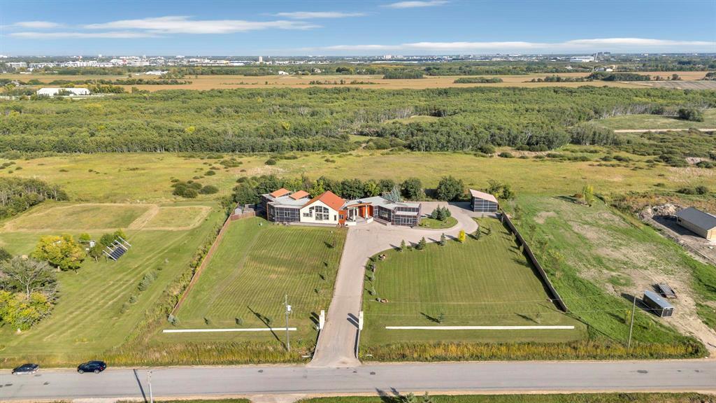 












1421 Loudoun Road

,
Winnipeg,




Manitoba
R3S1A3

