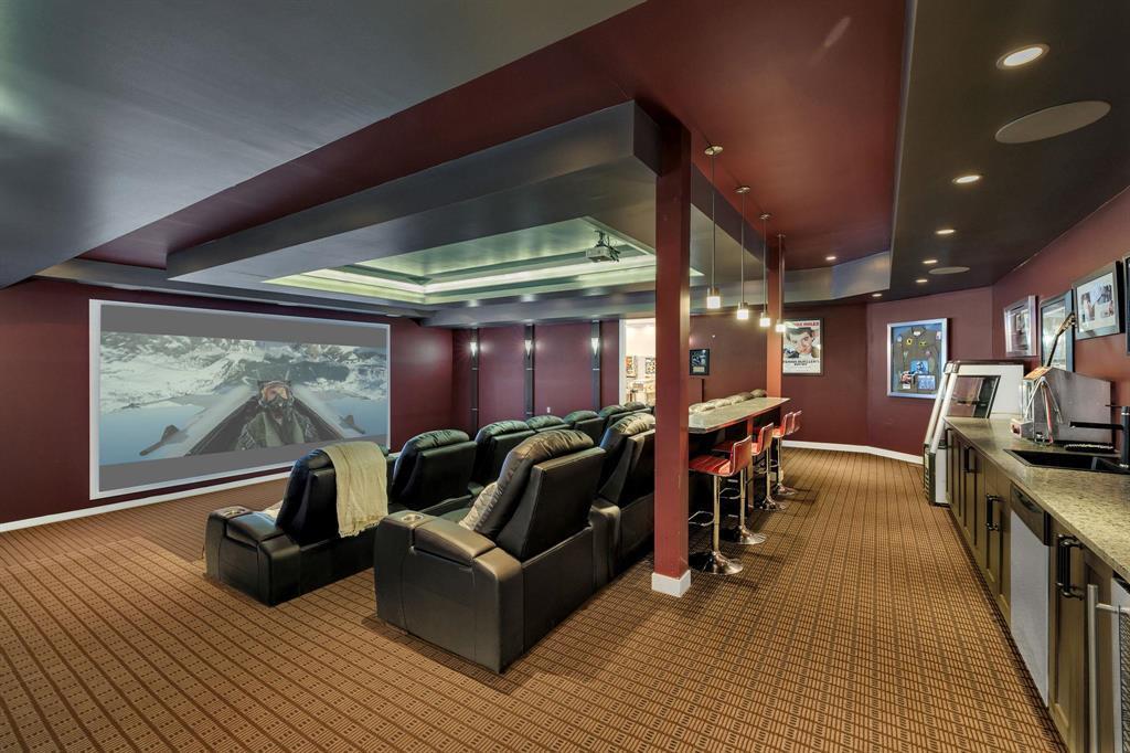 












1421 Loudoun Road

,
Winnipeg,




Manitoba
R3S1A3

