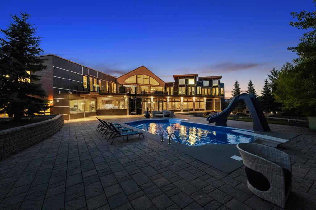 












1421 Loudoun Road

,
Winnipeg,




Manitoba
R3S1A3

