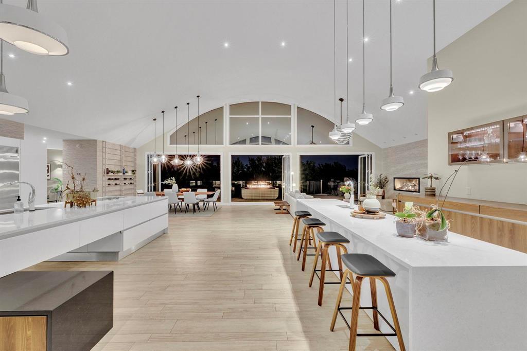 












1421 Loudoun Road

,
Winnipeg,




Manitoba
R3S1A3

