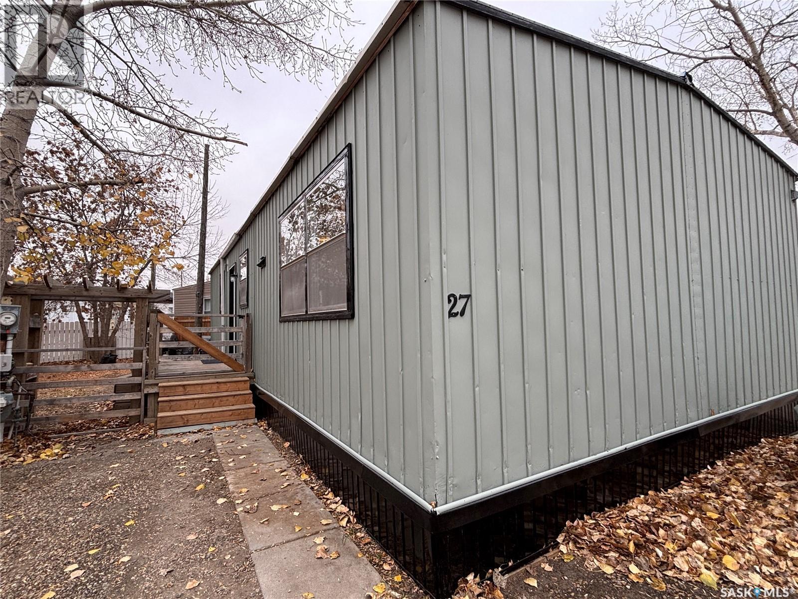 












27 Heritage ESTATES

,
Kindersley,




Saskatchewan
S0L1S0

