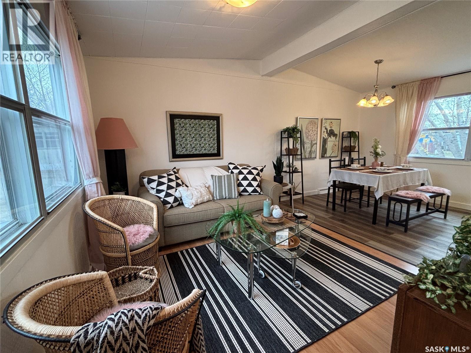 












27 Heritage ESTATES

,
Kindersley,




Saskatchewan
S0L1S0

