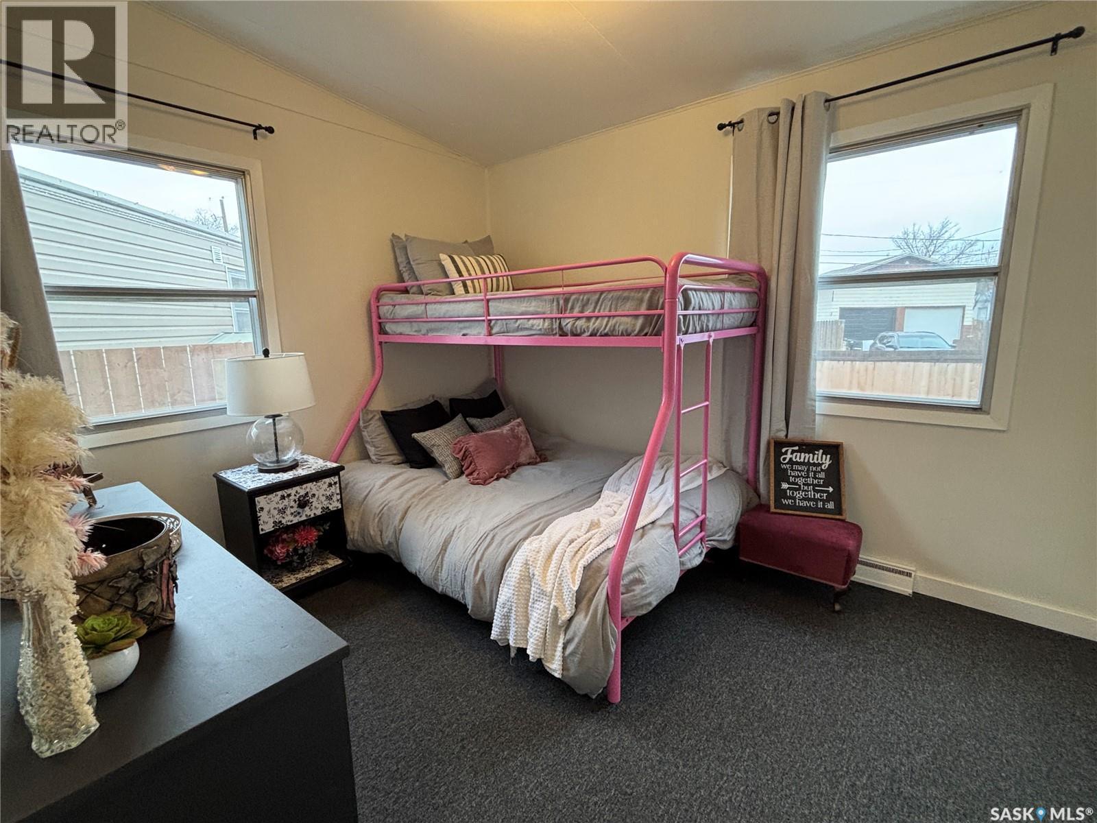 












27 Heritage ESTATES

,
Kindersley,




Saskatchewan
S0L1S0

