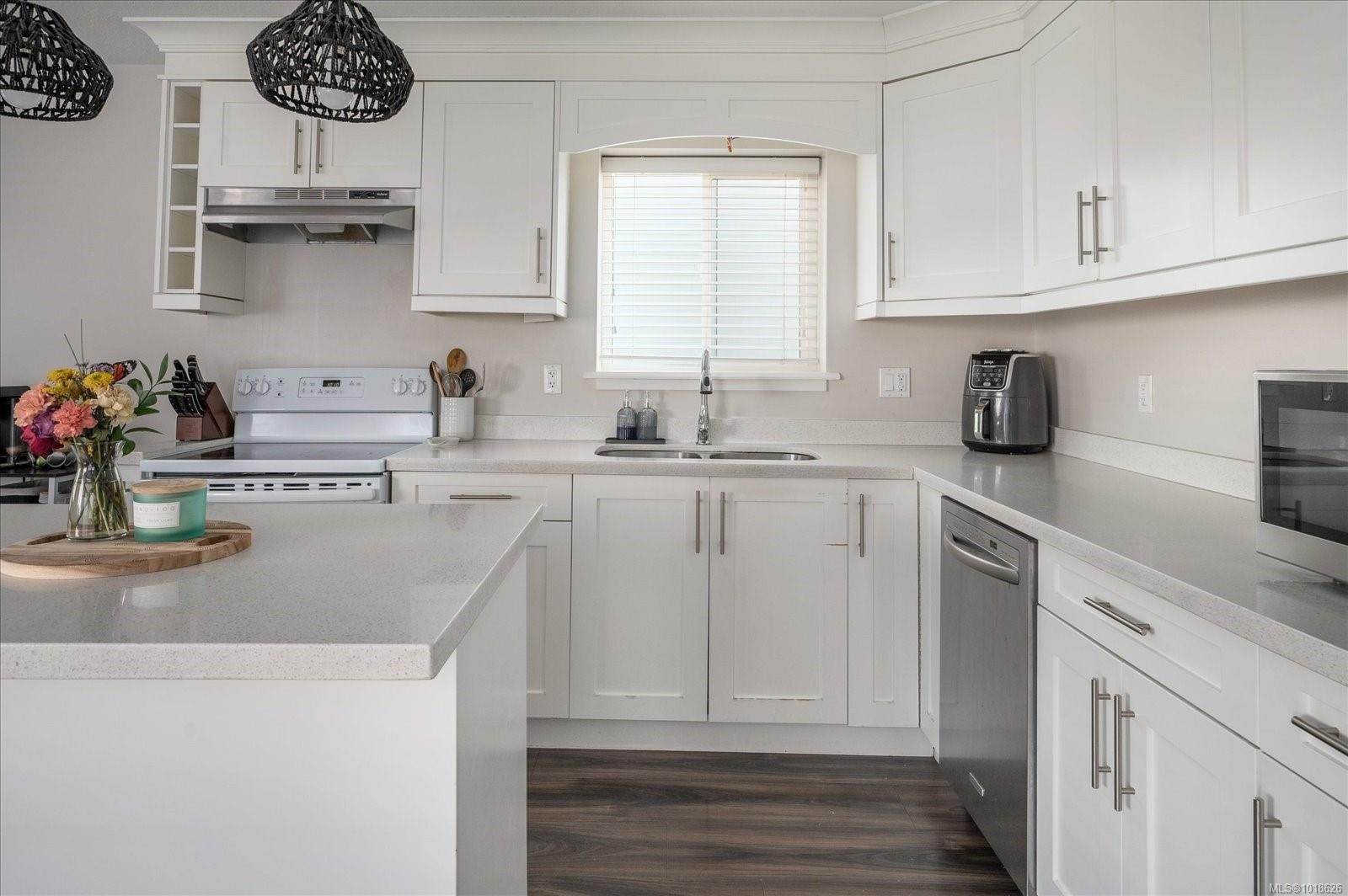 









148


Victoria

Rd,
Nanaimo,




BC
V9R 4P5

