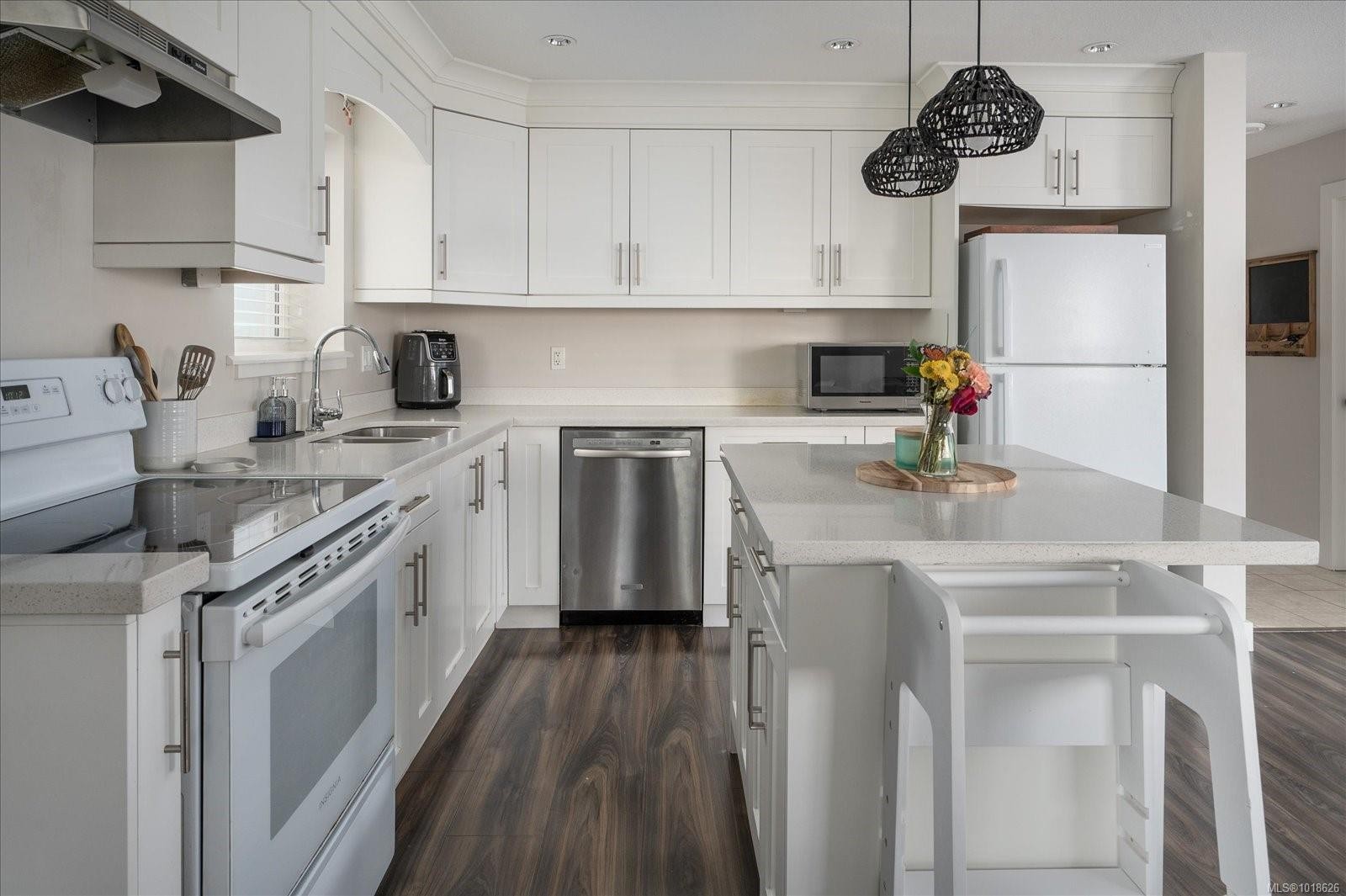 









148


Victoria

Rd,
Nanaimo,




BC
V9R 4P5

