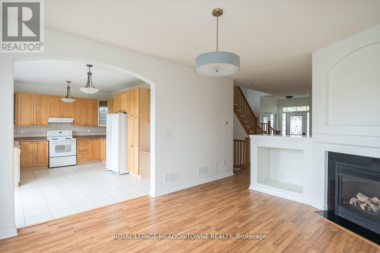 












833 WATSON TERRACE

,
Milton,




Ontario
L9T5Z8

