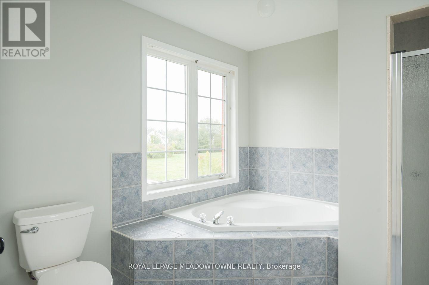 












833 WATSON TERRACE

,
Milton,




Ontario
L9T5Z8

