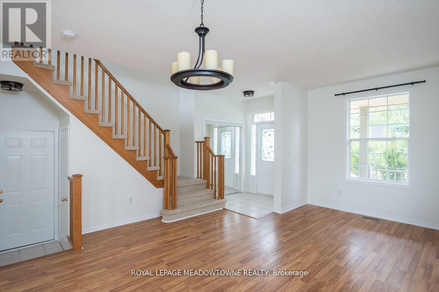 












833 WATSON TERRACE

,
Milton,




Ontario
L9T5Z8

