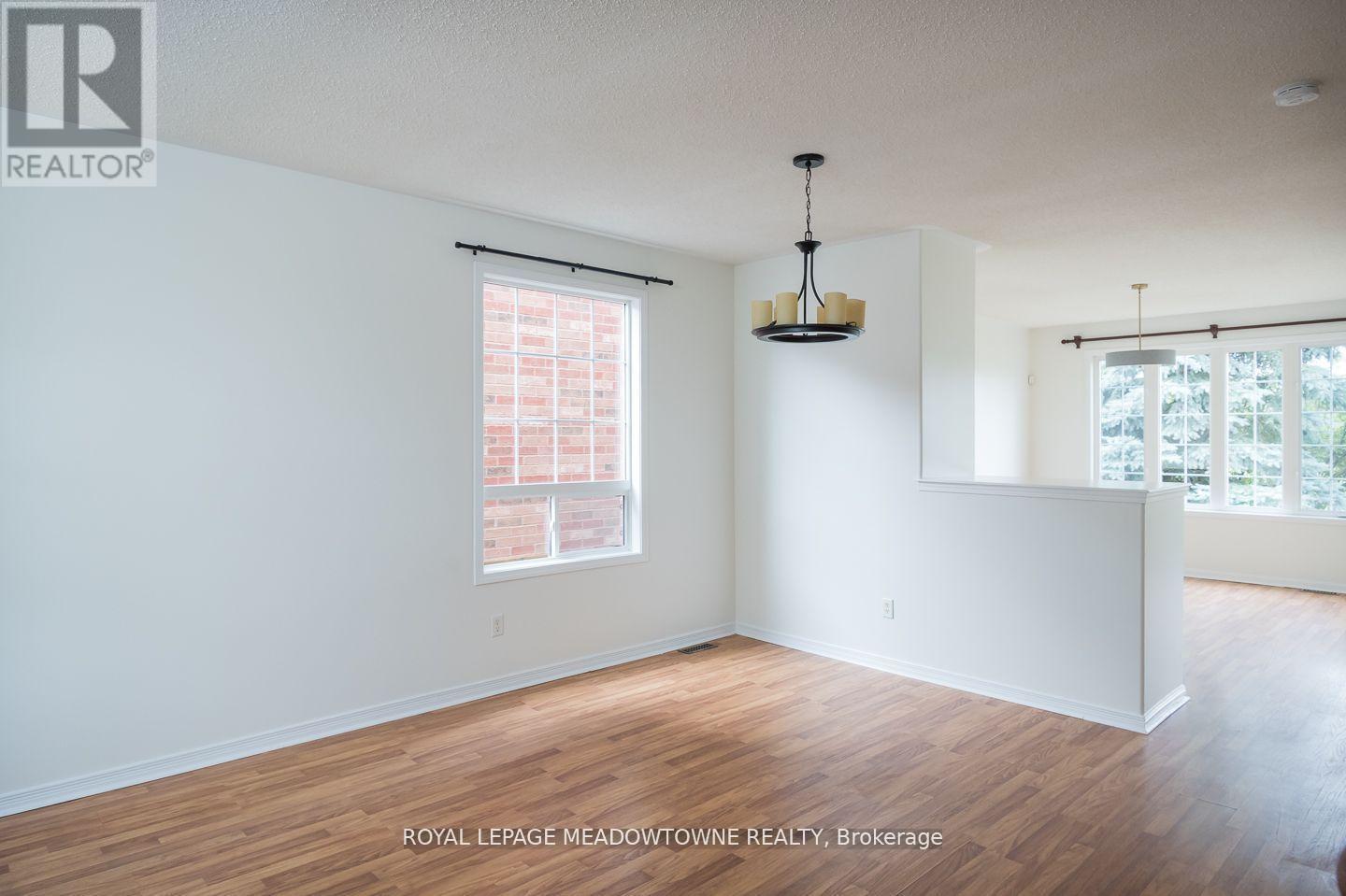 












833 WATSON TERRACE

,
Milton,




Ontario
L9T5Z8

