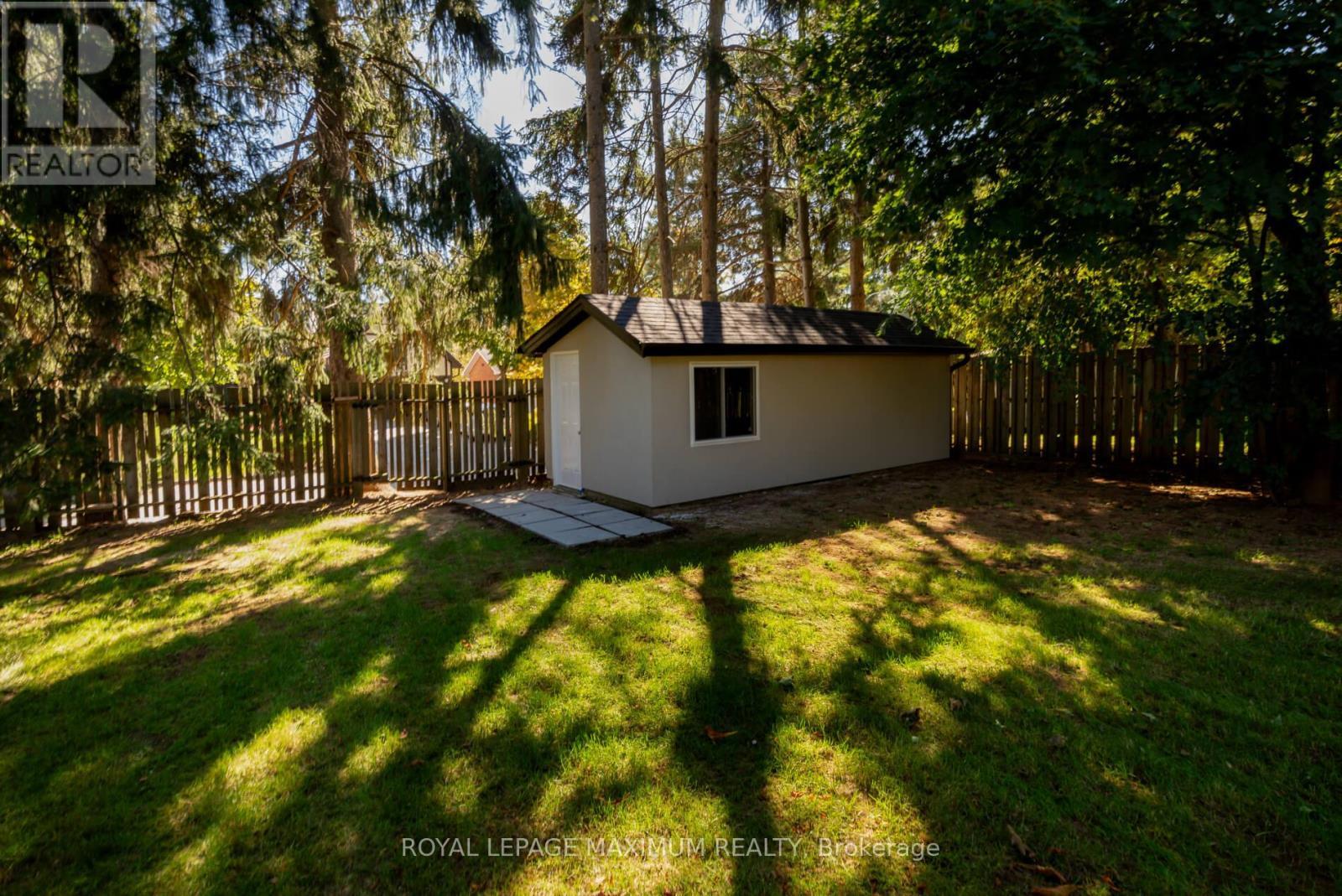 












67 DAVIDSON DRIVE

,
Vaughan,




Ontario
L4L1M2

